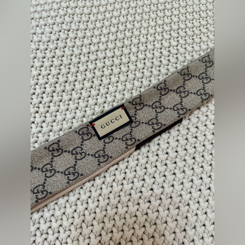 🧣✨Authentic Gucci Printed silk twill neck bow reversible - 🆓 SHIPPING - Picture 6 of 9
